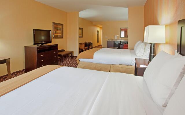 Holiday Inn Express Hotel & Suites Sacramento NE Cal Expo