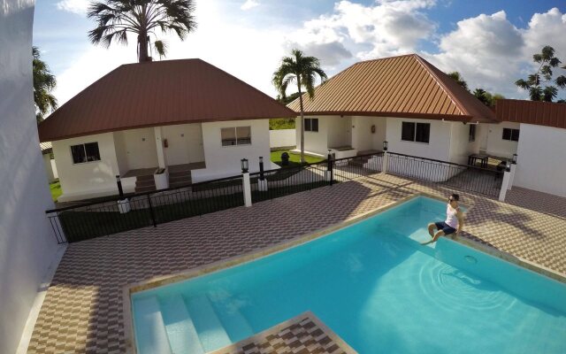 Heartland Hotel Serviced Rooms & Apartments
