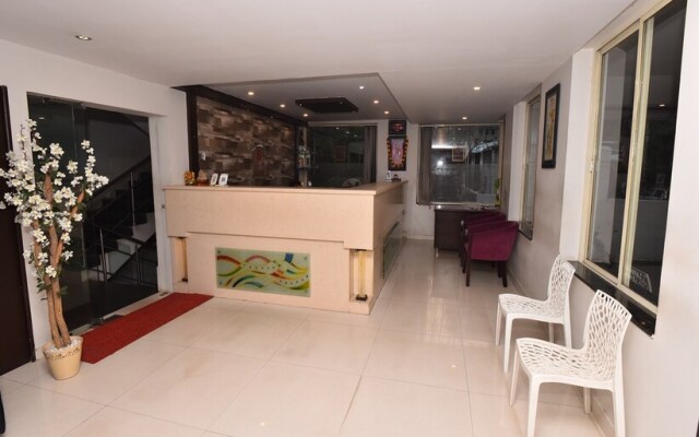 Hotel Meena Paradise