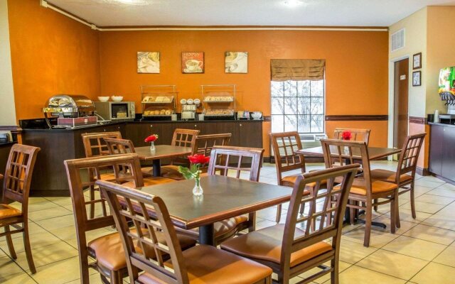 Comfort Suites near Camp Lejeune
