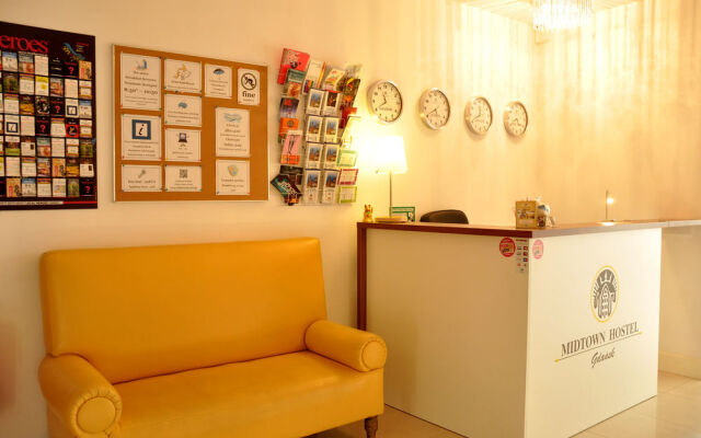 Midtown Hostel