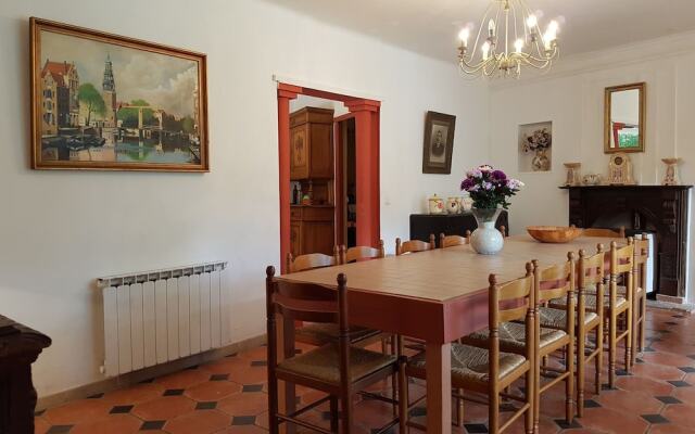 Magnificent Villa in Les Mages With Jacuzzi