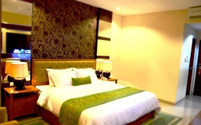 Hotel Gran Surya