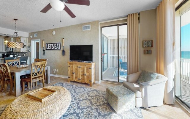 Beautiful 3br/2ba Beachfront Condo,sleeps 8