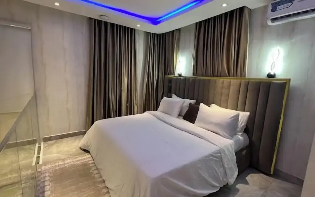 Casa- Grey Apartments