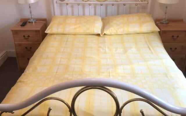 Bayona Guest House