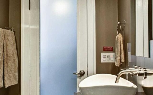 PrairieSide Suites Luxury Bed & Breakfast