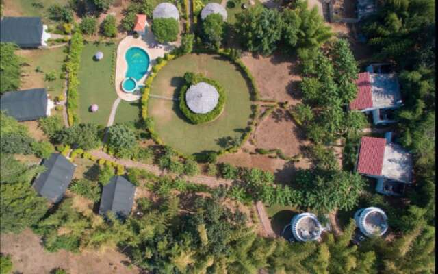 Vraksh Resort
