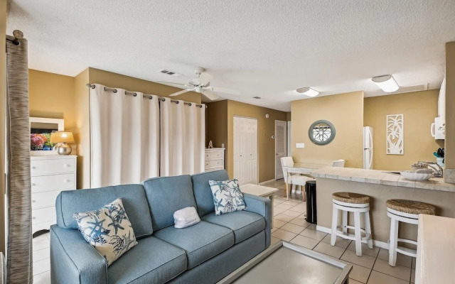 8226 is an upstairs pet friendly studio located in Sandpiper Cove by RedAwning