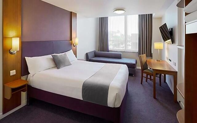 ORCHID HOTEL, Epsom - Greater London, Sure Collection by Best Western