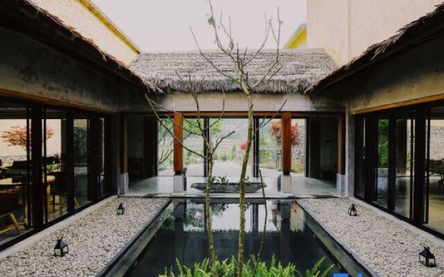 Yuanyang Yuanshe Mulaya Homestay (Terraced Field Scenic Area)