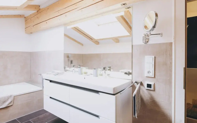 Kohlis Alpine Home by we rent