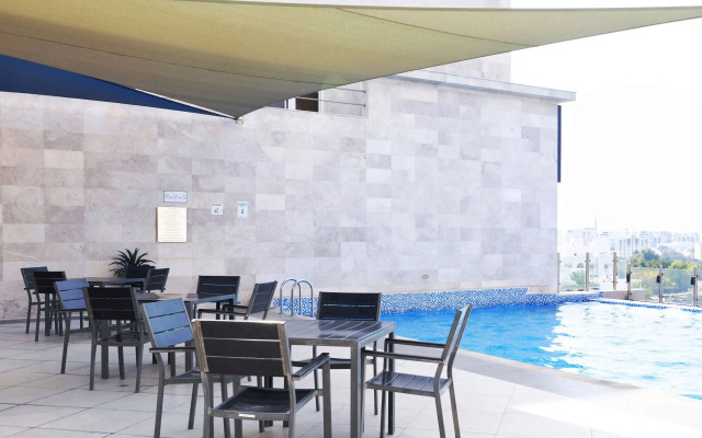 Radisson Hotel Muscat Panorama