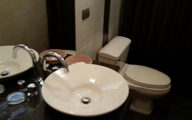 Hotel Asturias Silver