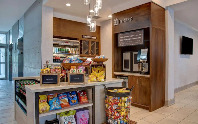 Hilton Garden Inn Kansas City