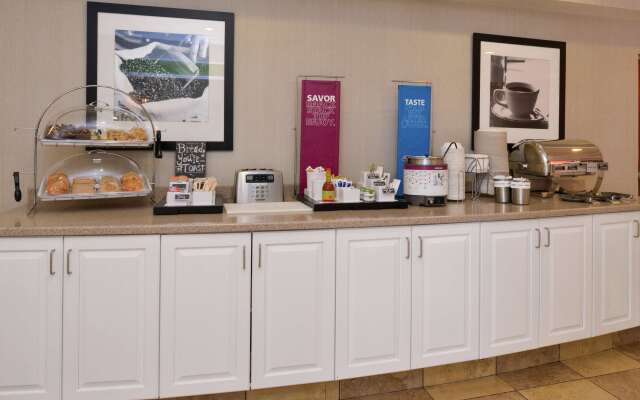 Hampton Inn & Suites Wilmington