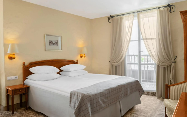 Rixwell Collection Savoy Boutique Hotel