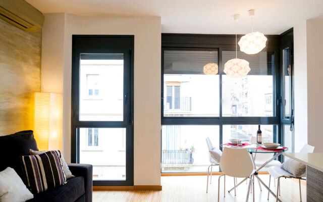 Feelathome Marquet Beach Apartments