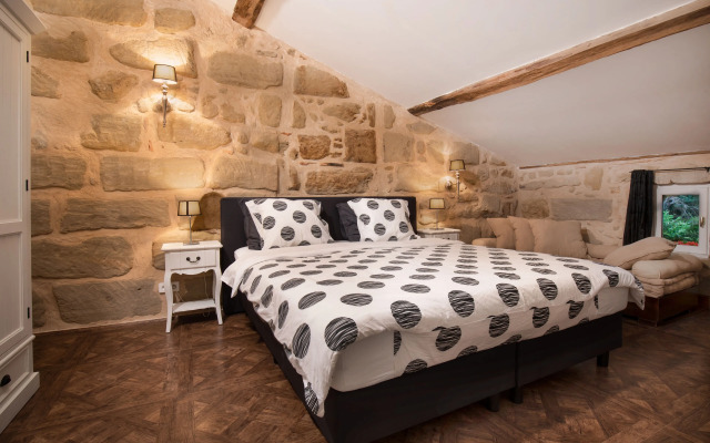 VANDENBELD Wines B&B