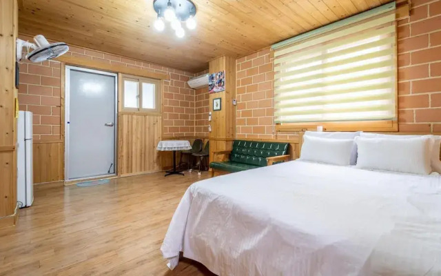 Samcheok Dasarang Pension