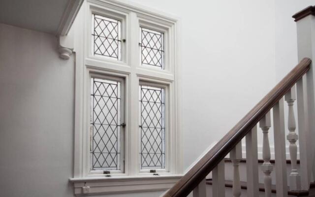 Rittenhouse-ROOFDECK-3BR-GR8 for FAMILY