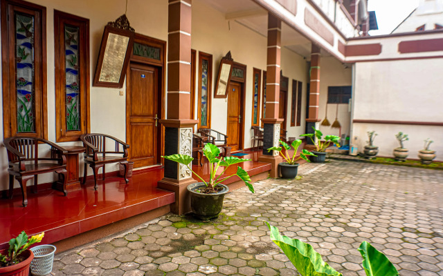 Hotel Laweyan Solo