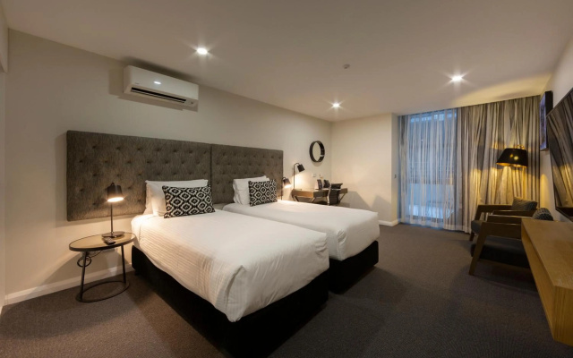 Avenue Hotel Canberra – Guest Rooms – Braddon