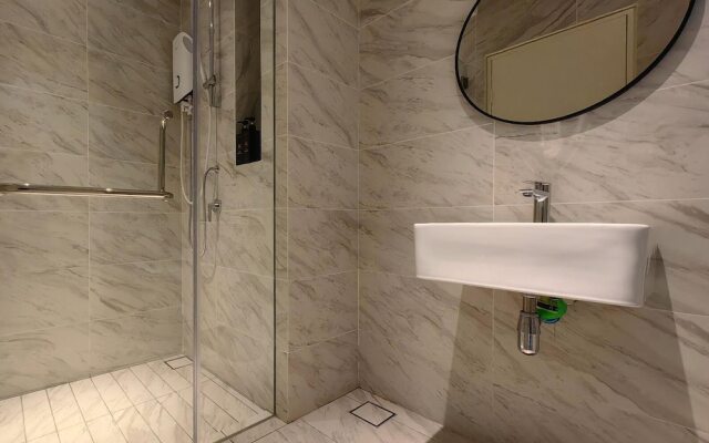 Attic Home Melaka Imperio Residence