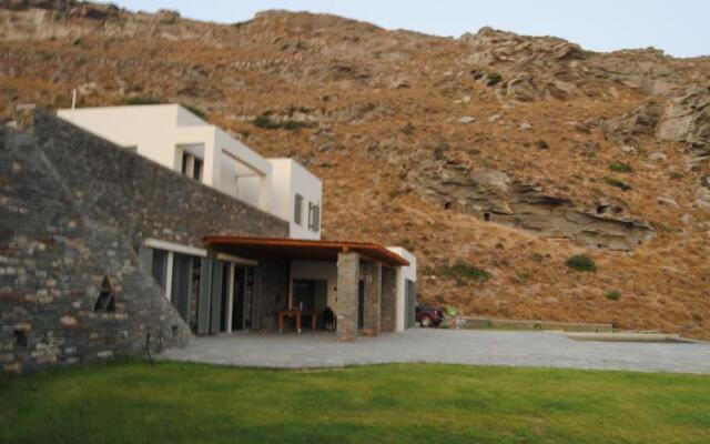 Villa With Breathtaking Sea View