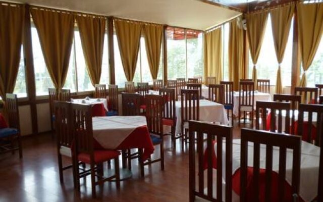 Hotel Q
