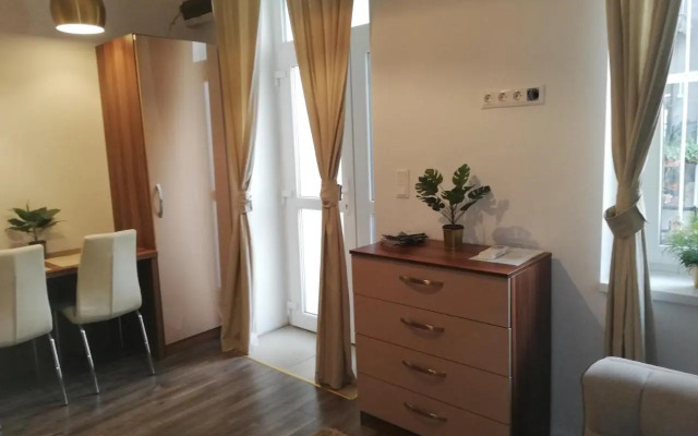 Embassy Studio Apartment Citypark