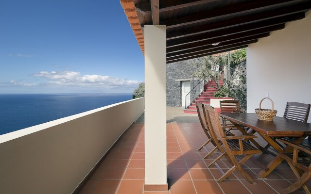 Casa do Julio by Our Madeira