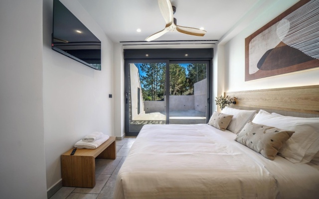 EAST VILLA by CYAMES