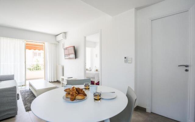 Bright One BDRM Apartment AC-Congress, Beaches by Olidesi