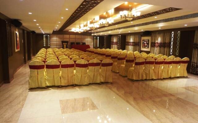 Hotel Ashwa Park