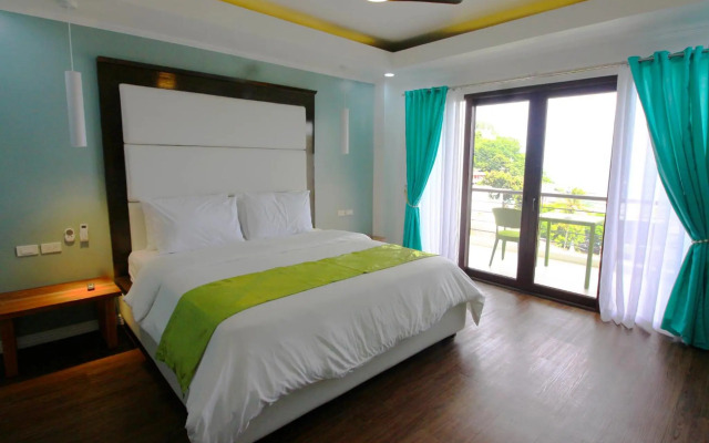 Manarra Seaview Resort