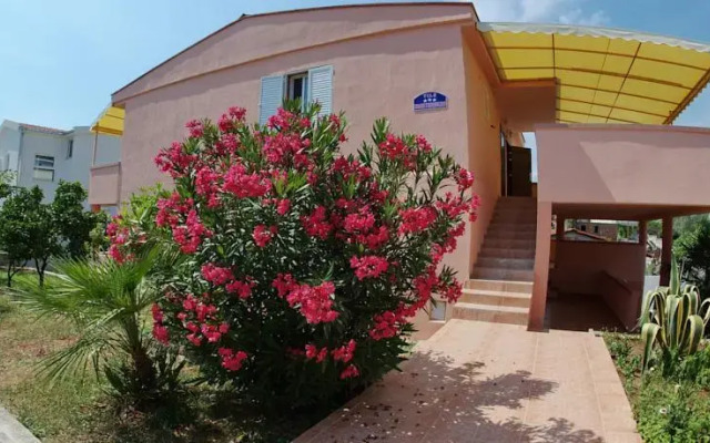 Vila Montenegro