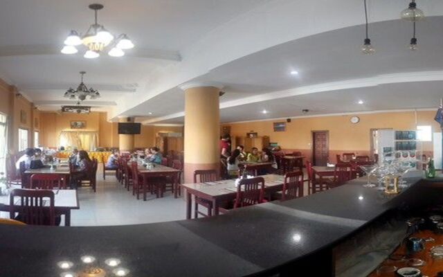 Hotel 63