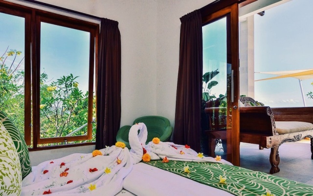 Villa Sentosa – Guest Rooms – Kalibukbuk