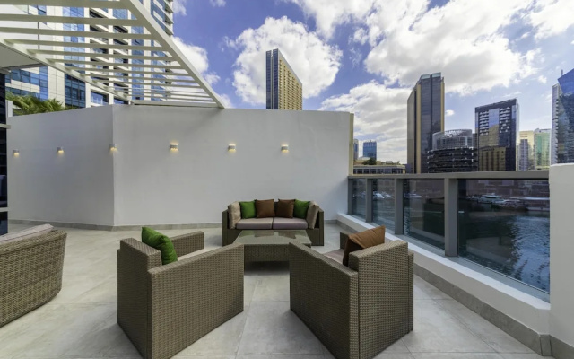 Maison Privee - Stunning 3-Floor Villa w/ Kids Room and Rooftop Terrace over Dubai Marina