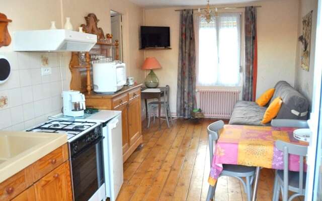 Apartment With one Bedroom in Cayeux-sur-mer, With Enclosed Garden and