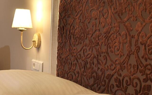 Hondos Classic Hotel & Spa