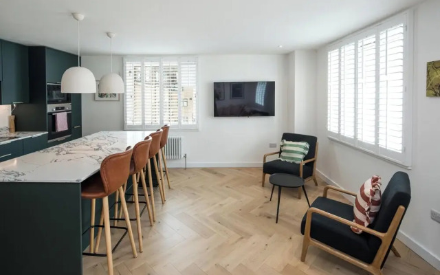 2Bed 2Bath Stunning Shoreditch Apartment