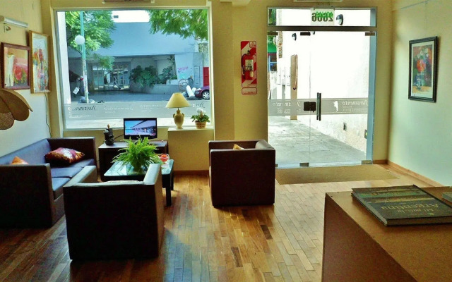 Juramento de Lealtad Townhouse Hotel