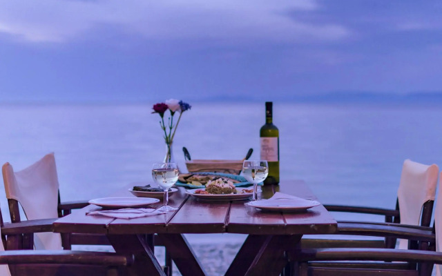 Kokkari Beach