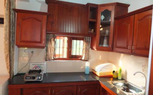 Hikka Studio Apartment