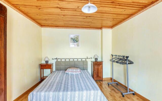 Maison de 2 chambres avec jardin clos a Puycelsi