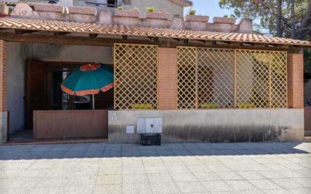 Air-conditioned Apartment 300 Meters From the sea