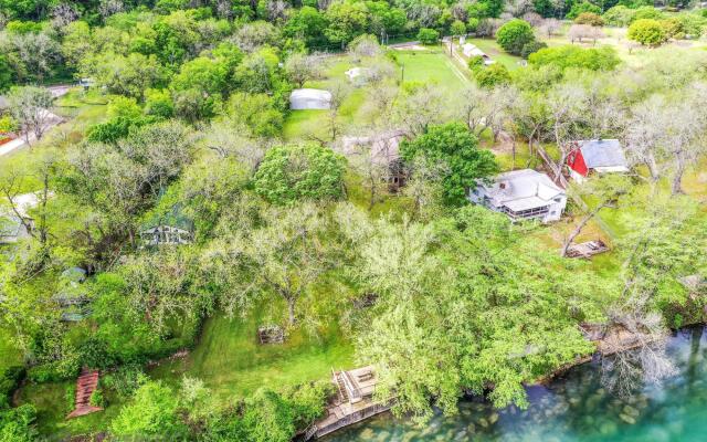 Red Barn Cabin Rr9122rb Home