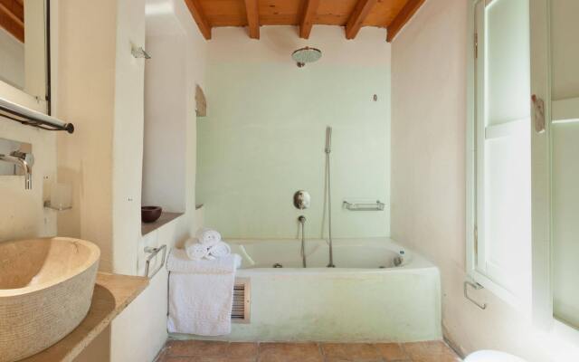 Acqua Blu Boutique Hotel